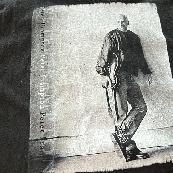 Peter Frampton 2003 concert tee.  Shirt sleeve, black, size Large. - Picture 4 of 6
